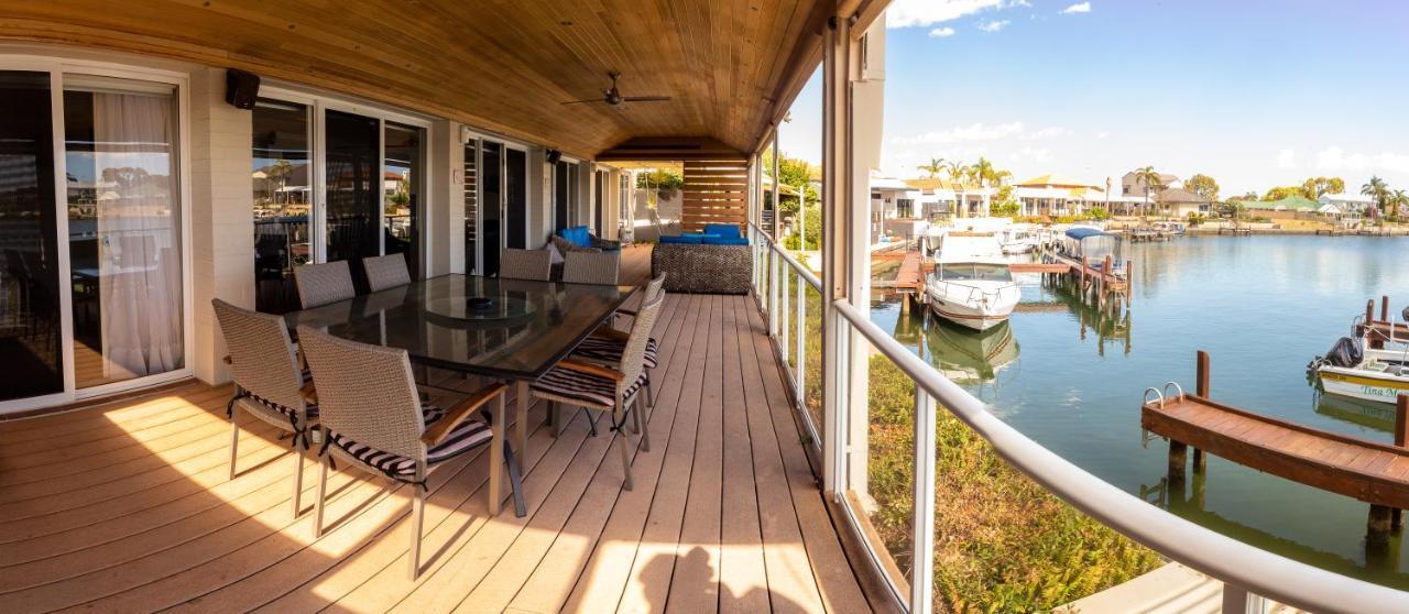 Waterside Canal Dreams Mandurah Bagian luar foto